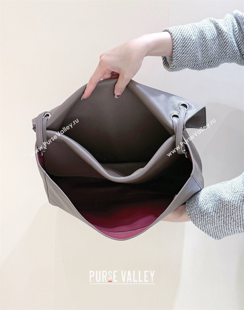 Chanel Maxi Flap Bag in Light Brown Grained Calfskin AS6233 Spring Summer 2026 Top Quality (SHUNY-26040821)