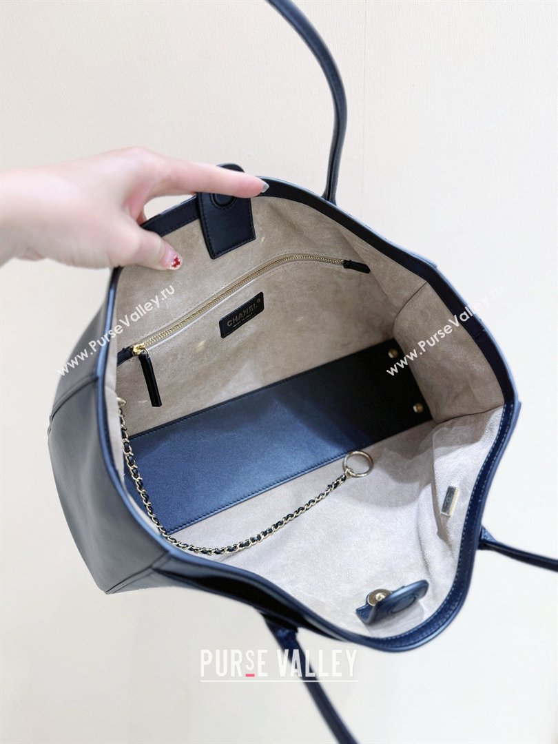 Chanel Small Shopping Bag in Black Calfskin AS6243 2026 Top Quality (SHUNY-26040822)