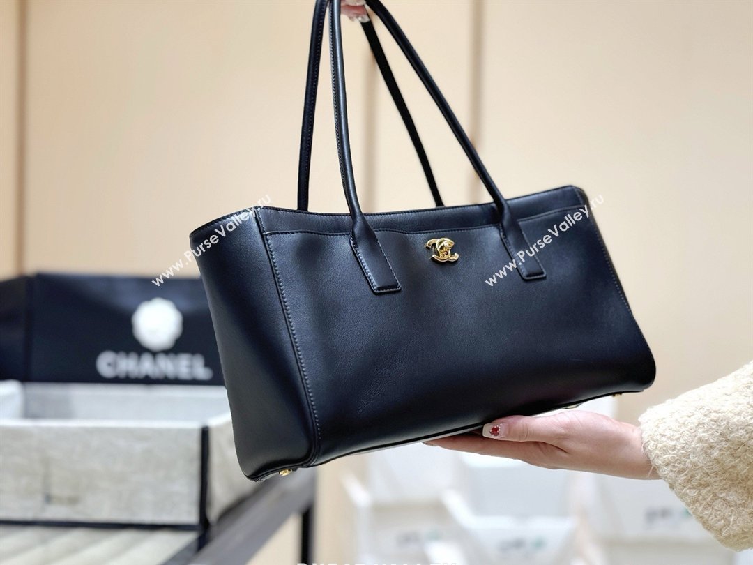 Chanel Small Shopping Bag in Black Calfskin AS6243 2026 Top Quality (SHUNY-26040822)