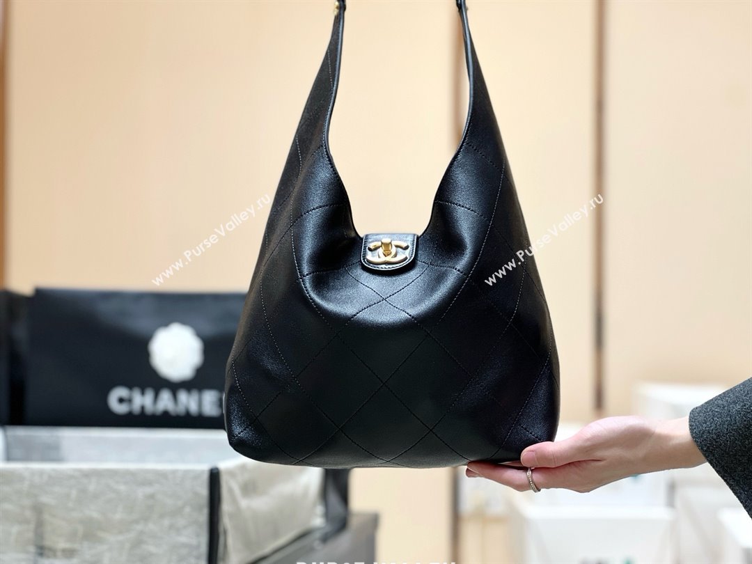 Chanel Medium Hobo Bag in Shiny Lambskin AS5425 Black 2025 Top Quality (SHUNY-25032001)