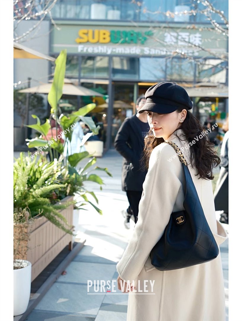Chanel Medium Hobo Bag in Shiny Lambskin AS5425 Black 2025 Top Quality (SHUNY-25032001)