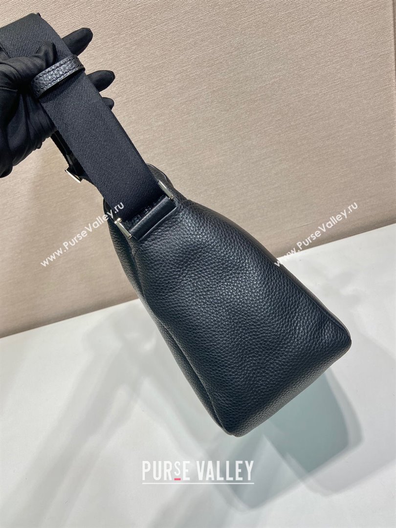 Prada Mens Medium leather shoulder bag 2VH182 Black 2025 (YZ-250407024)