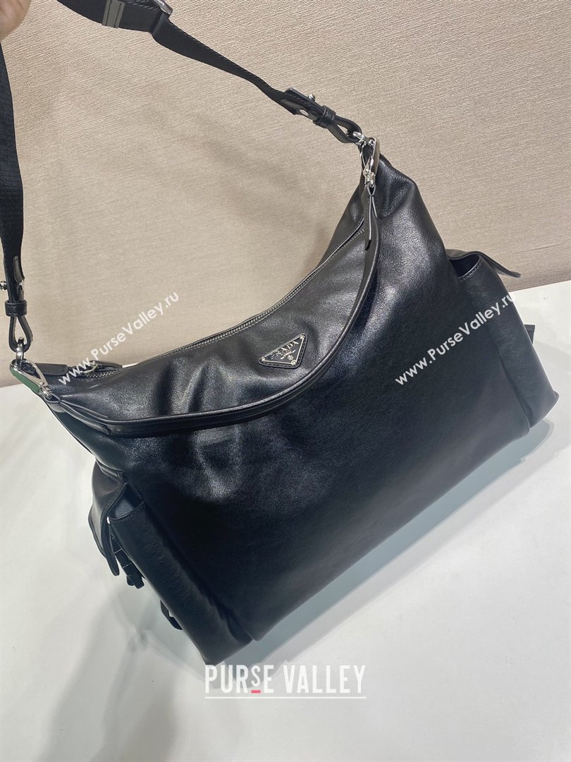 Prada Mens Explore Calf leather bag Black 2026 2VH204 (YZ-260410083)