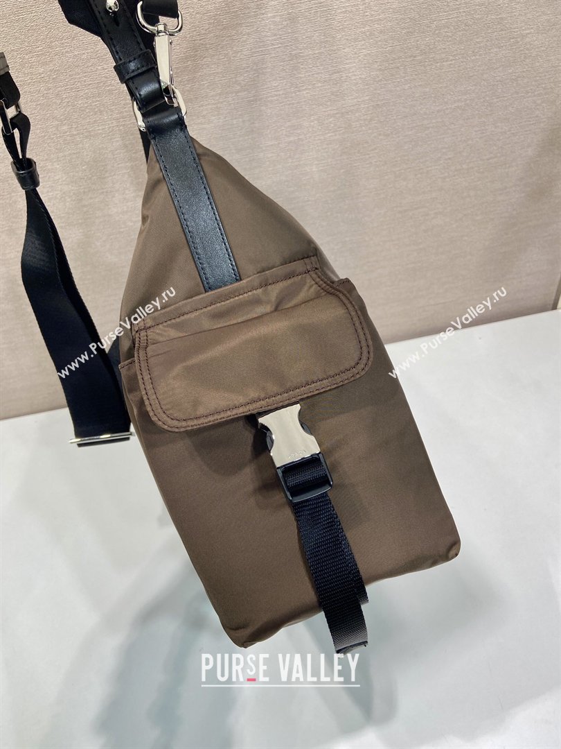 Prada Mens Explore Re-Nylon and leather bag Sienna Brown 2026 2VH204 (YZ-260410081)