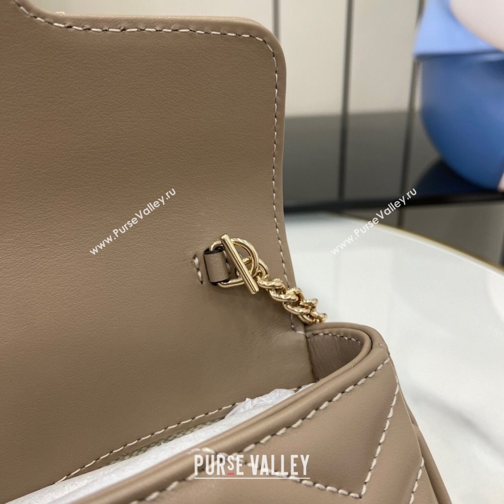 Gucci GG Marmont Matelasse Leather Super Mini Bag ‎476433 Beige Grey 2025 (XLU-250117045)