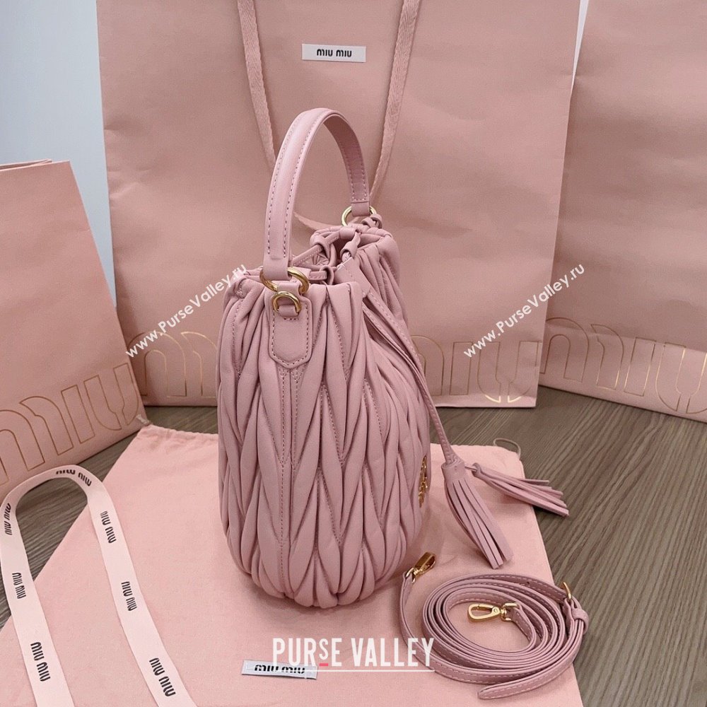 Miu Miu Matelasse nappa leather bucket bag 5BE084 Pink 2025 (JD-250926018)