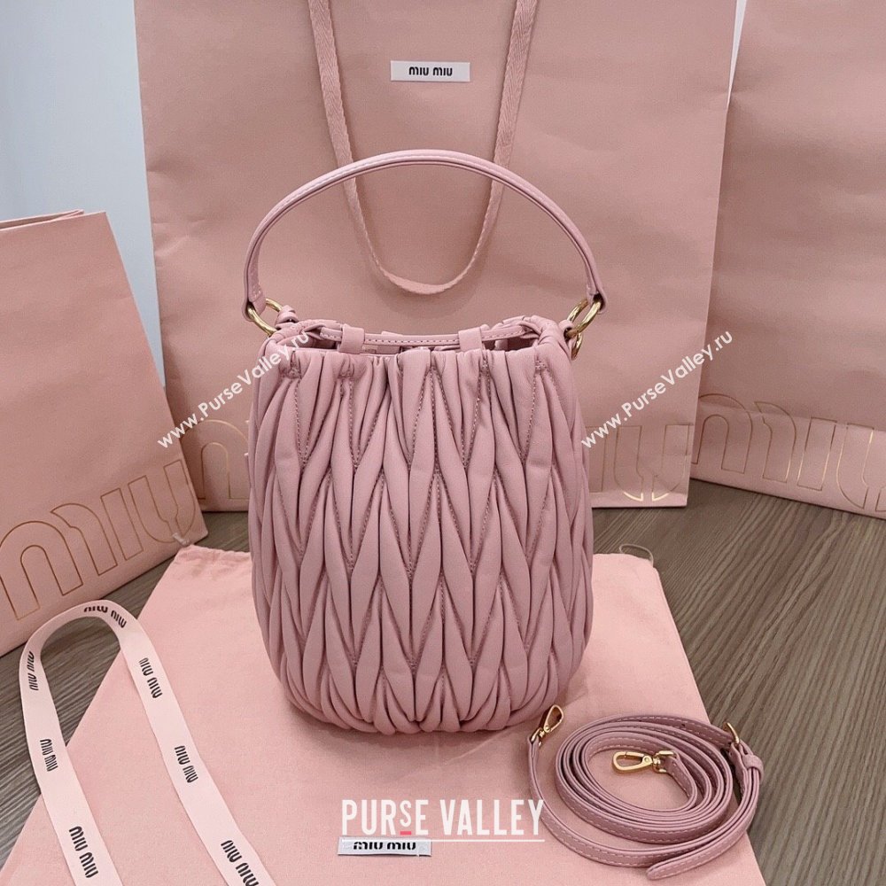 Miu Miu Matelasse nappa leather bucket bag 5BE084 Pink 2025 (JD-250926018)