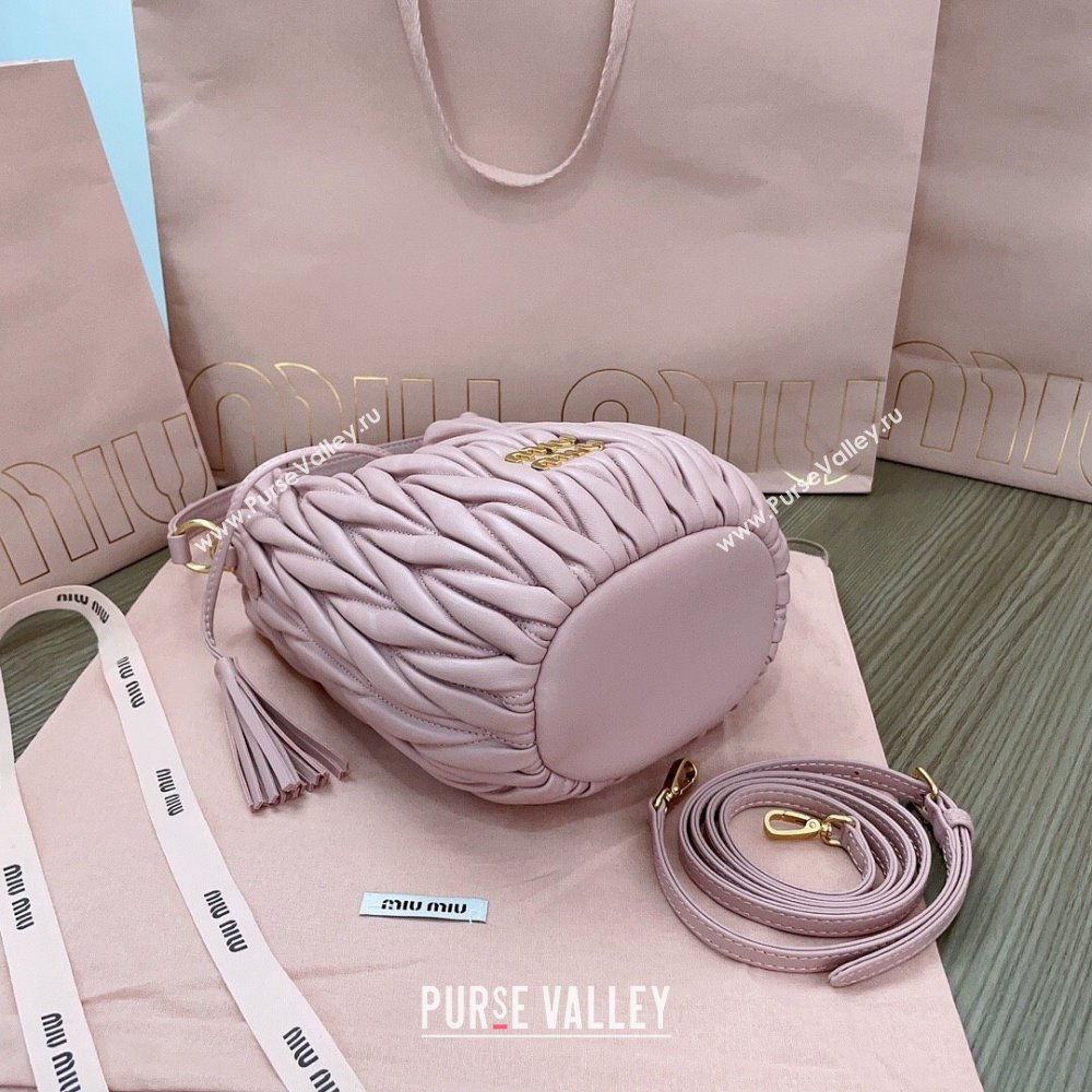 Miu Miu Matelasse nappa leather bucket bag 5BE084 Pink 2025 (JD-250926018)