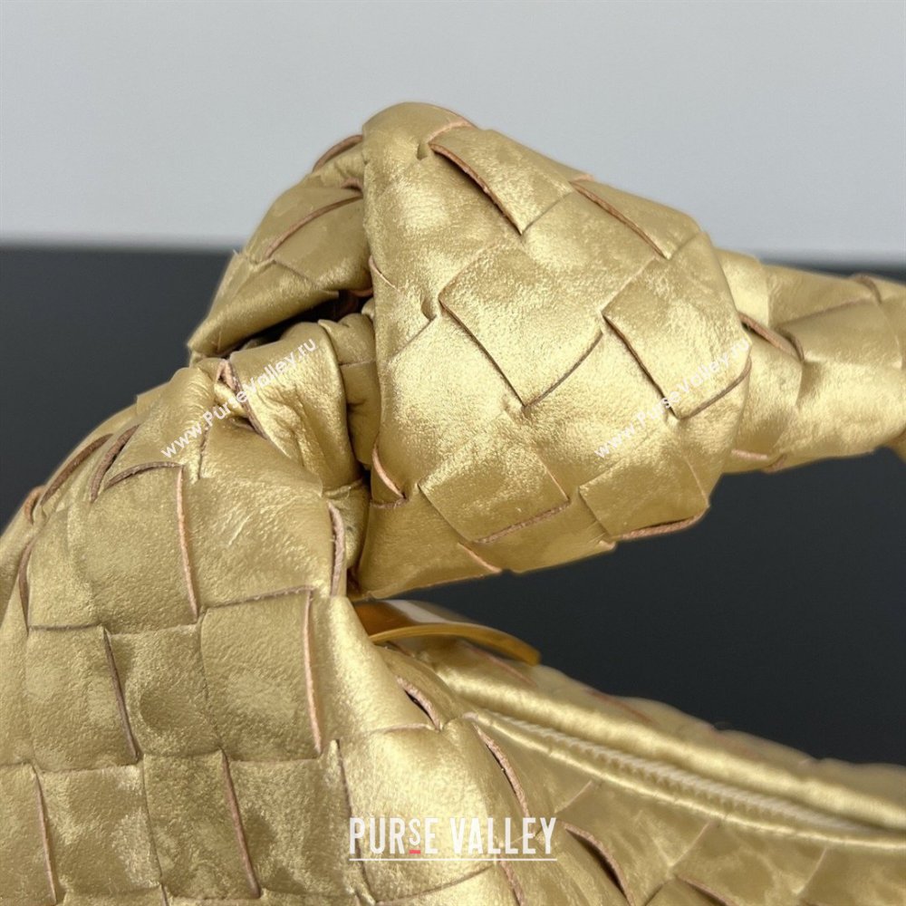 Bottega Veneta Mini Jodie Hobo Bag in Intrecciato Lamina Satin Leather Gold 2026 651876 (WT-260401049)