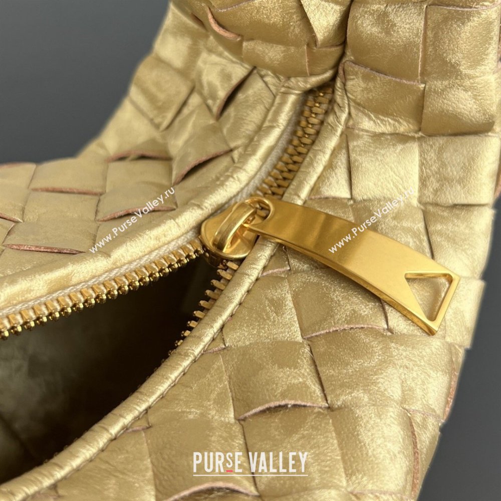 Bottega Veneta Mini Jodie Hobo Bag in Intrecciato Lamina Satin Leather Gold 2026 651876 (WT-260401049)