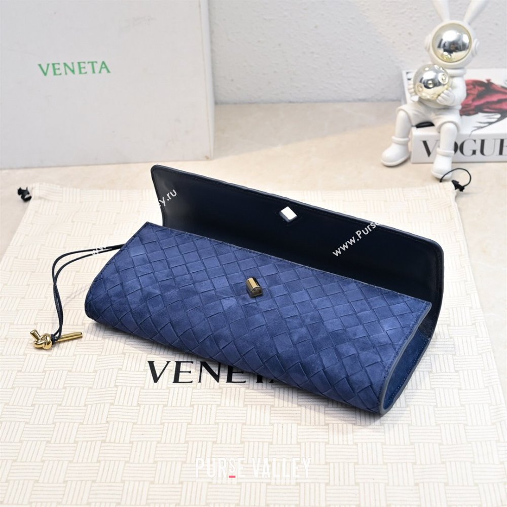 Bottega Veneta Long Clutch Bag Andiamo in Intrecciato Suede Blue 2025 741511 (WT-251119032)