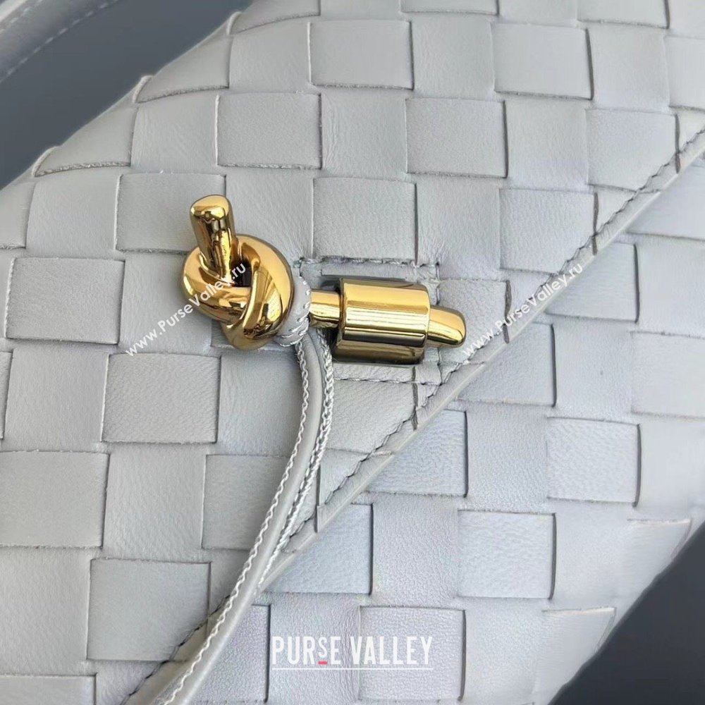 Bottega Veneta Long Clutch Bag Andiamo in Intrecciato Leather Silver Grey 2025 741511 (WT-251119046)