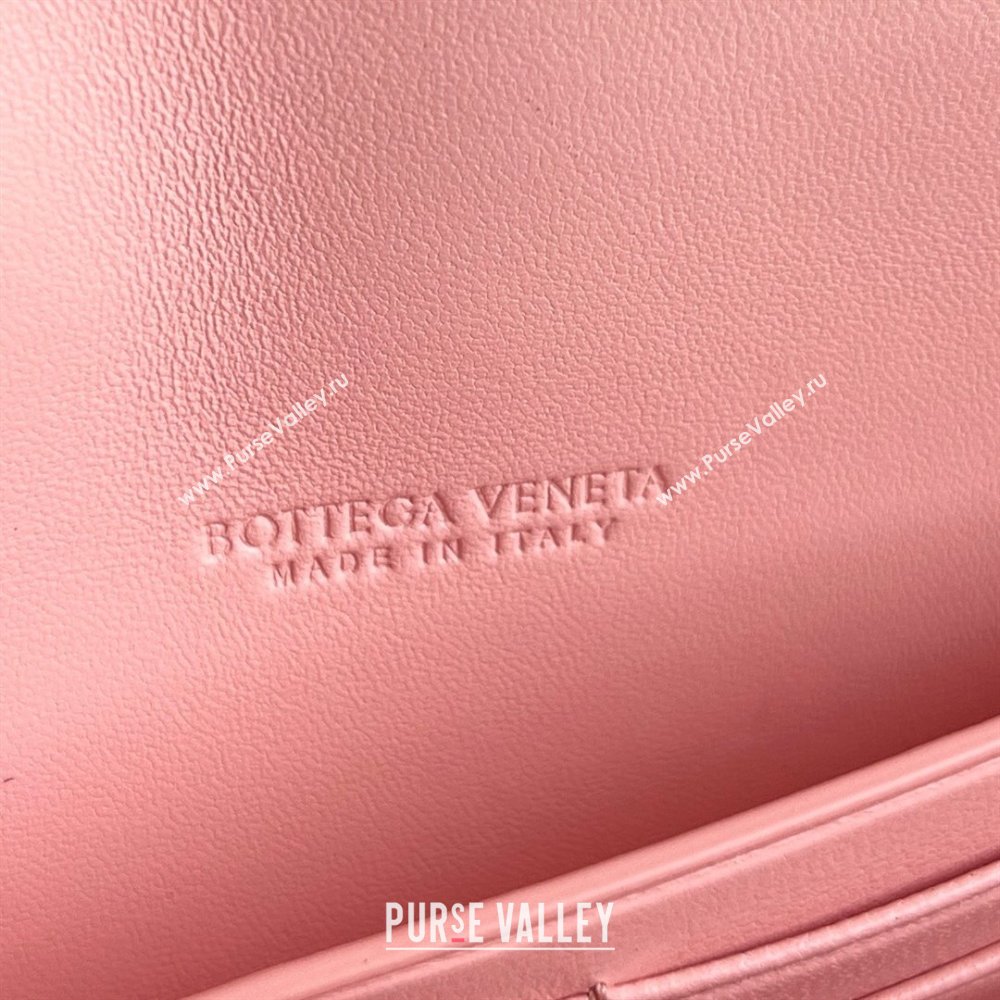 Bottega Veneta Long Clutch Bag Andiamo in Intrecciato Leather Rose Pink 2025 741511 (WT-251119041)