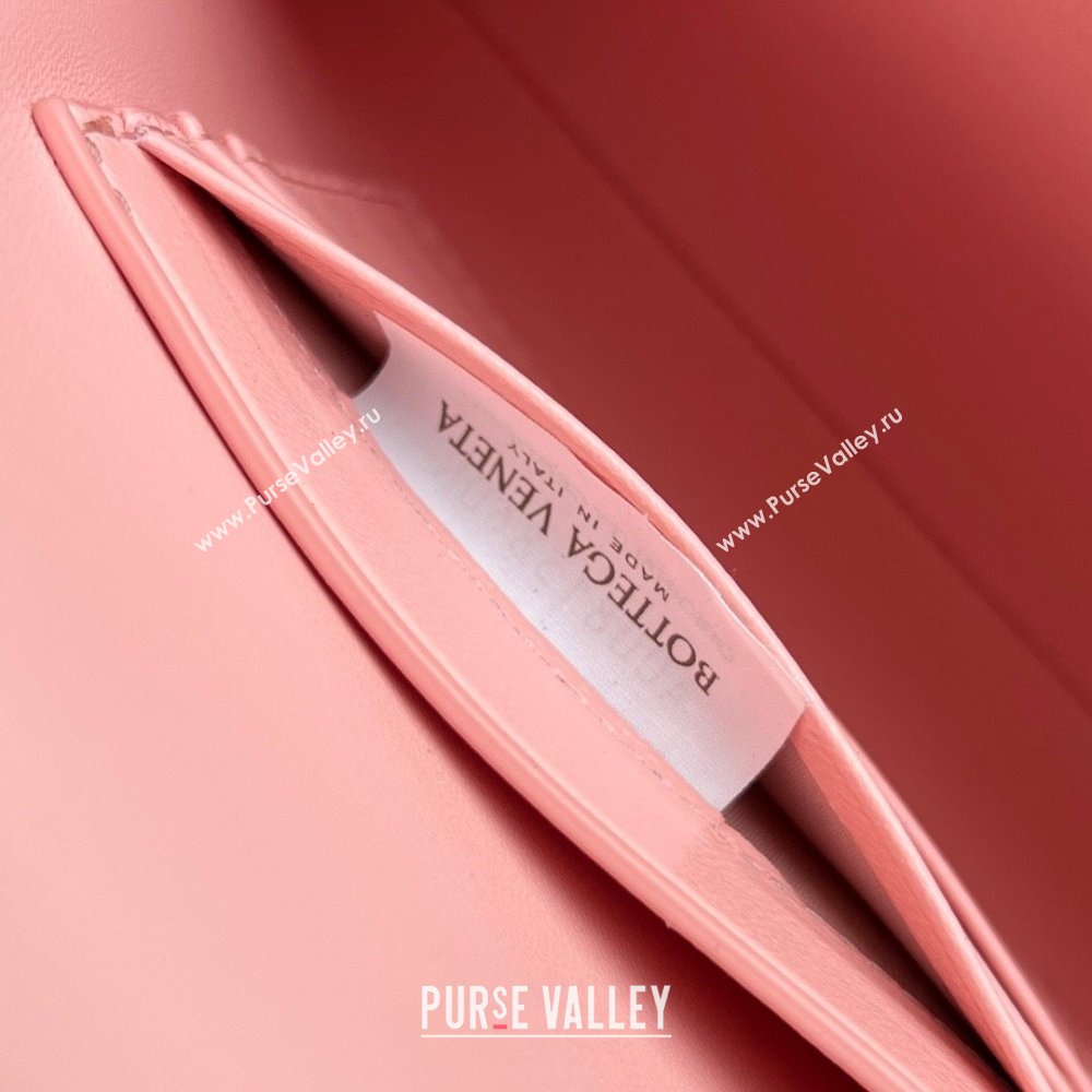 Bottega Veneta Long Clutch Bag Andiamo in Intrecciato Leather Rose Pink 2025 741511 (WT-251119041)
