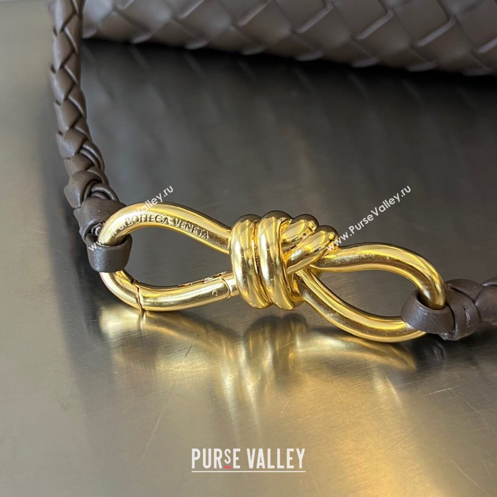 Bottega Veneta Small Andiamo Top Handle Bag in Intrecciato Leather 743568 Chocolate 2025 0731 (WT-250731049)