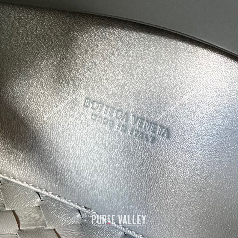 Bottega Veneta Small Andiamo Top Handle Bag in Intrecciato Leather 743568 Slate Grey 2025 0731 (WT-250731051)