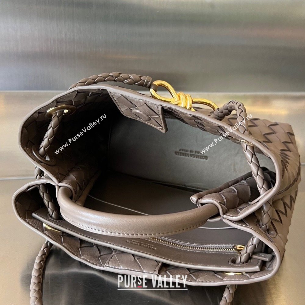 Bottega Veneta Small Andiamo Top Handle Bag in Intrecciato Leather 743568 Taupe Grey 2025 0731 (WT-250731053)