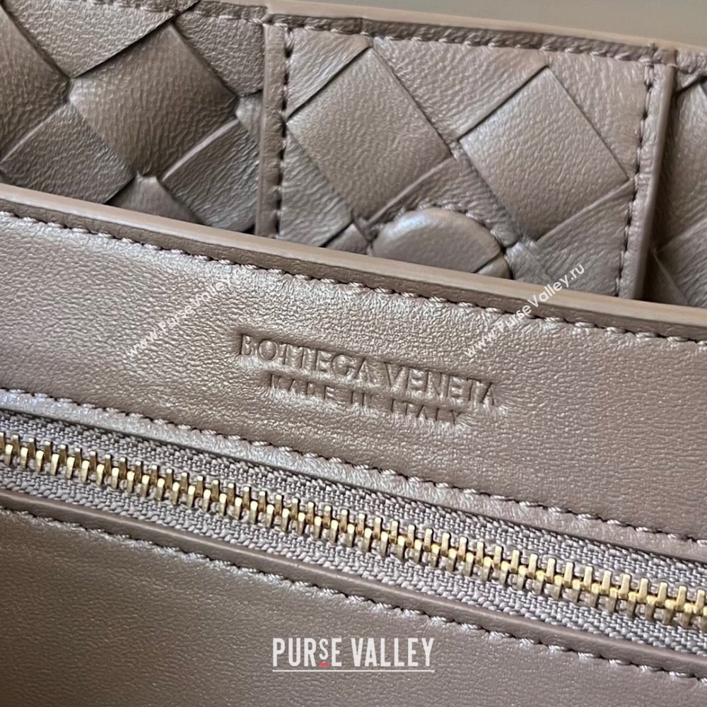 Bottega Veneta Small Andiamo Top Handle Bag in Intrecciato Leather 743568 Taupe Grey 2025 0731 (WT-250731053)