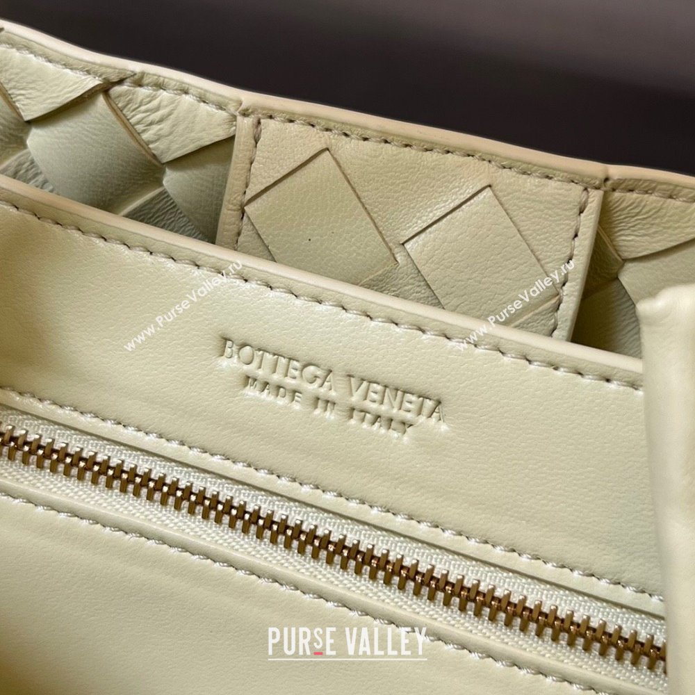 Bottega Veneta Small Andiamo Top Handle Bag in Intrecciato Leather 743568 Ice Cream Yellow 2025 0731 (WT-250731056)