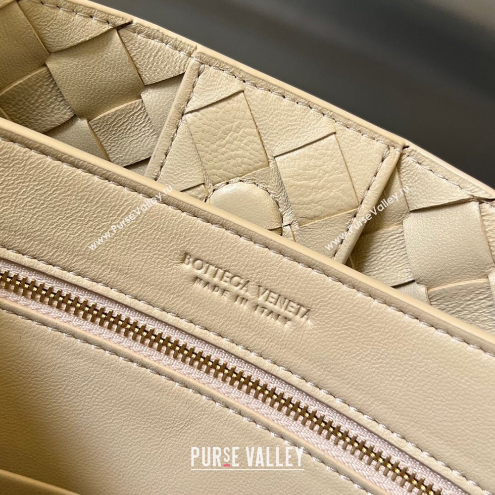 Bottega Veneta Small Andiamo Top Handle Bag in Intrecciato Leather 743568 Oat Yellow 2025 0731 (WT-250731057)