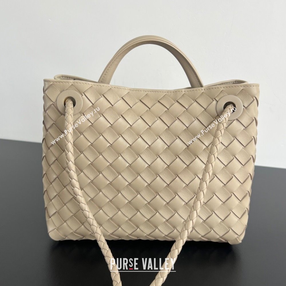Bottega Veneta Small Andiamo Top Handle Bag in Intrecciato Leather 743568 Dusty Beige 2025 0731 (WT-250731041)