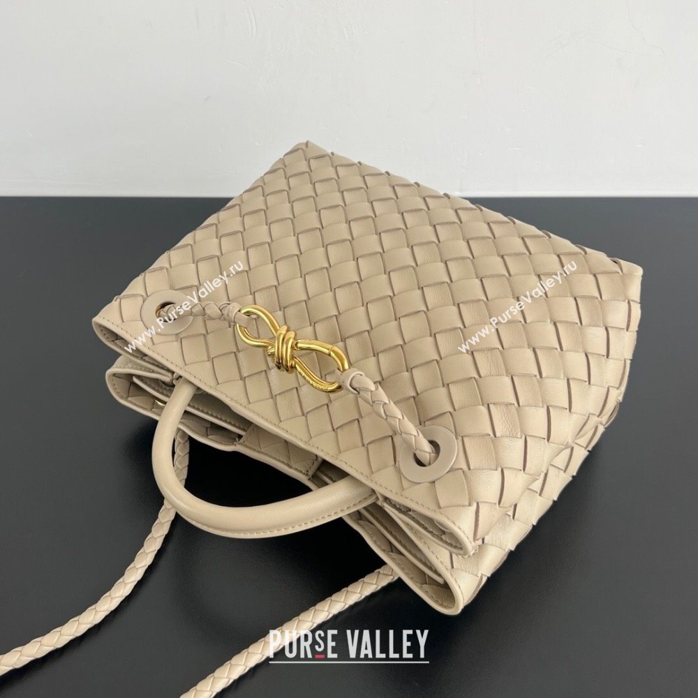 Bottega Veneta Small Andiamo Top Handle Bag in Intrecciato Leather 743568 Dusty Beige 2025 0731 (WT-250731041)