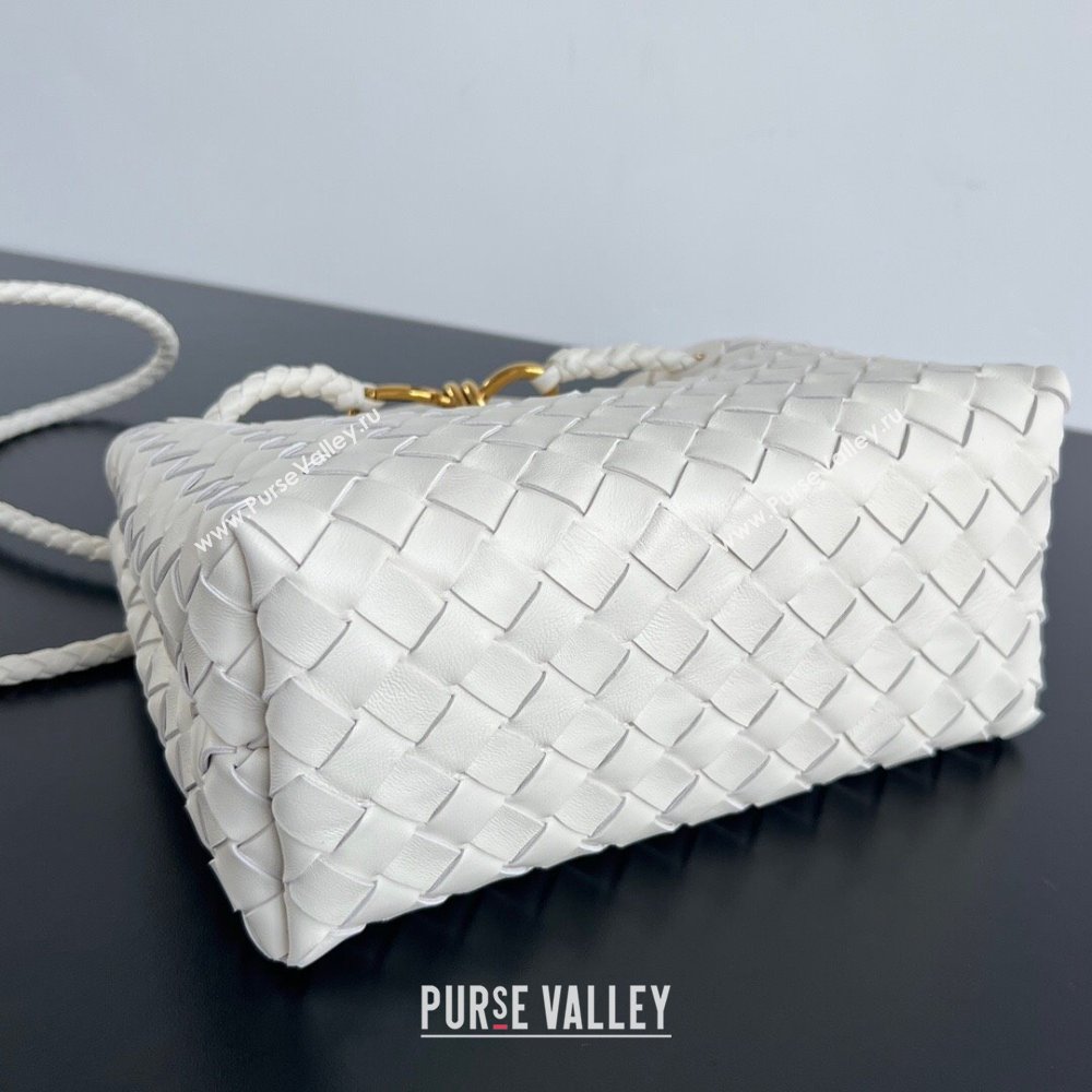 Bottega Veneta Small Andiamo Top Handle Bag in Intrecciato Leather 743568 Sea Sault 2025 0731 (WT-250731043)