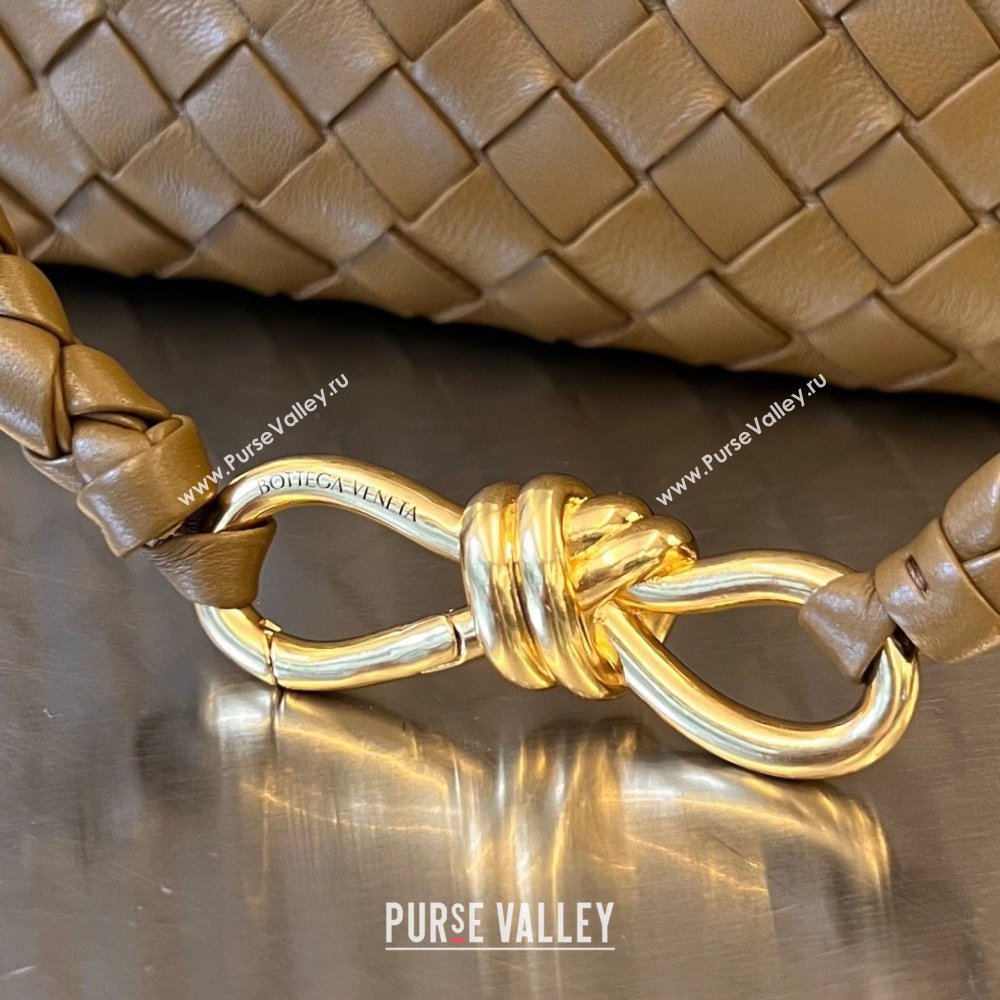 Bottega Veneta Medium Andiamo Top Handle Bag in Intrecciato Leather 743572 Acorn Brown 2025 0731 (WT-250731016)