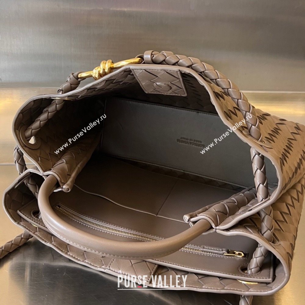 Bottega Veneta Medium Andiamo Top Handle Bag in Intrecciato Leather 743572 Taupe Grey 2025 0731 (WT-250731017)