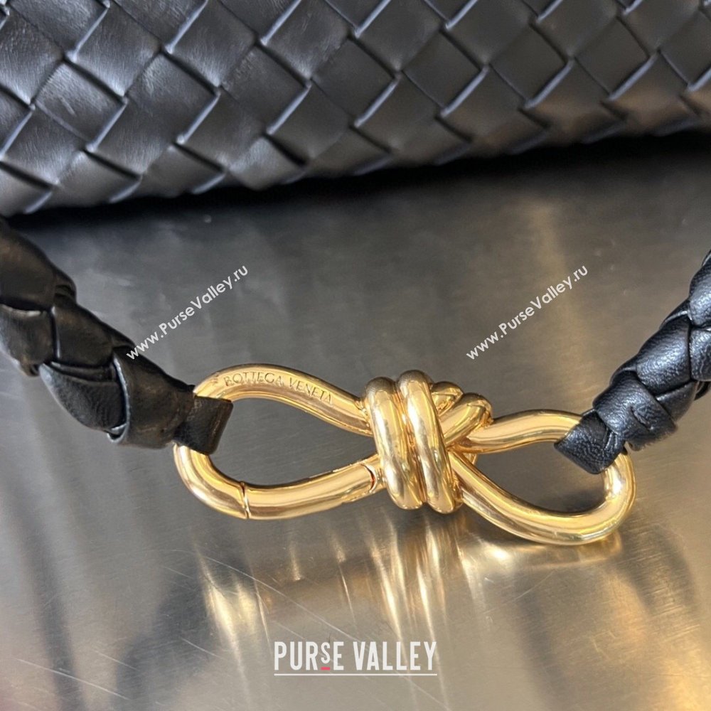 Bottega Veneta Medium Andiamo Top Handle Bag in Intrecciato Leather 743572 Black/Gold 2025 0731 (WT-250731018)