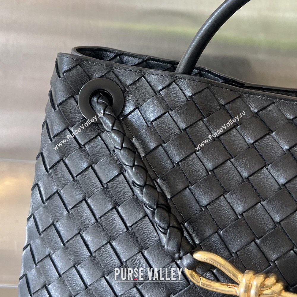 Bottega Veneta Medium Andiamo Top Handle Bag in Intrecciato Leather 743572 Black/Gold 2025 0731 (WT-250731018)