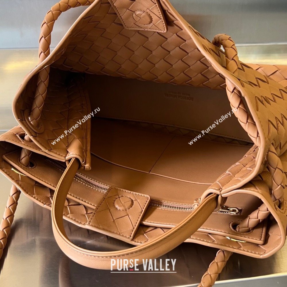 Bottega Veneta Medium Andiamo Top Handle Bag in Intrecciato Leather 743572 Light Brown 2025 0731 (WT-250731022)