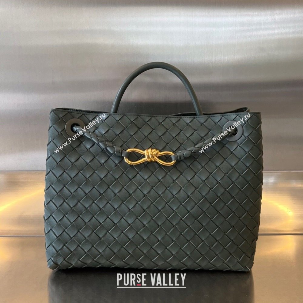 Bottega Veneta Medium Andiamo Top Handle Bag in Intrecciato Leather 743572 Raintree Green 2025 0731 (WT-250731024)