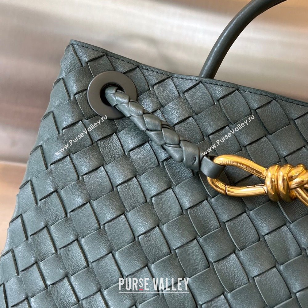 Bottega Veneta Medium Andiamo Top Handle Bag in Intrecciato Leather 743572 Raintree Green 2025 0731 (WT-250731024)
