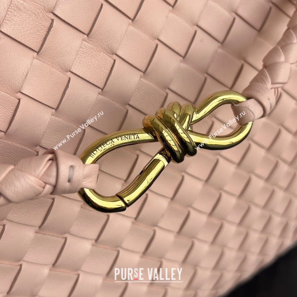 Bottega Veneta Medium Andiamo Top Handle Bag in Intrecciato Leather 743572 Cameo Pink 2025 0731 (WT-250731008)