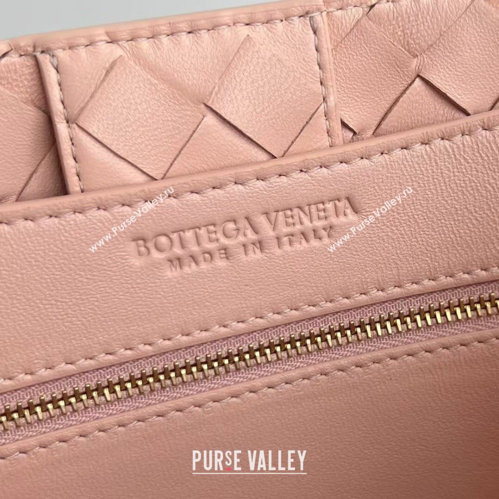 Bottega Veneta Medium Andiamo Top Handle Bag in Intrecciato Leather 743572 Cameo Pink 2025 0731 (WT-250731008)