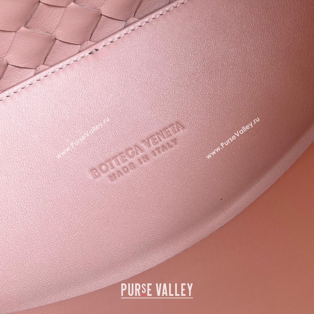 Bottega Veneta Medium Andiamo Top Handle Bag in Intrecciato Leather 743572 Cameo Pink 2025 0731 (WT-250731008)