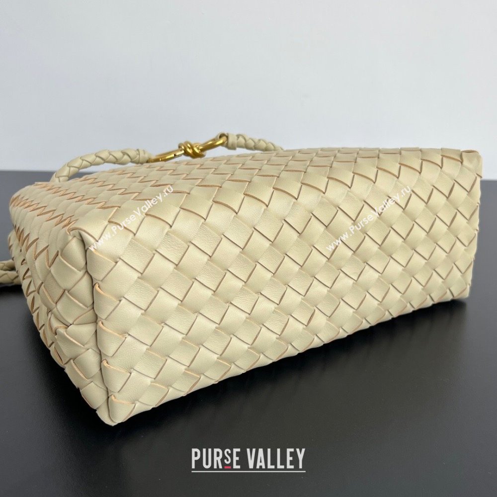 Bottega Veneta Medium Andiamo Top Handle Bag in Intrecciato Leather 743572 Light Cream Yellow 2025 0731 (WT-250731009)