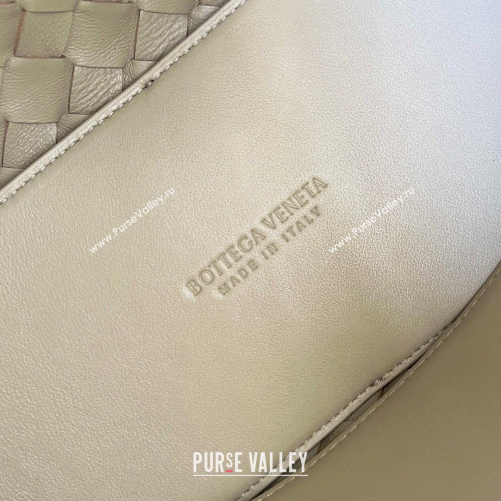 Bottega Veneta Medium Andiamo Top Handle Bag in Intrecciato Leather 743572 Light Cream Yellow 2025 0731 (WT-250731009)