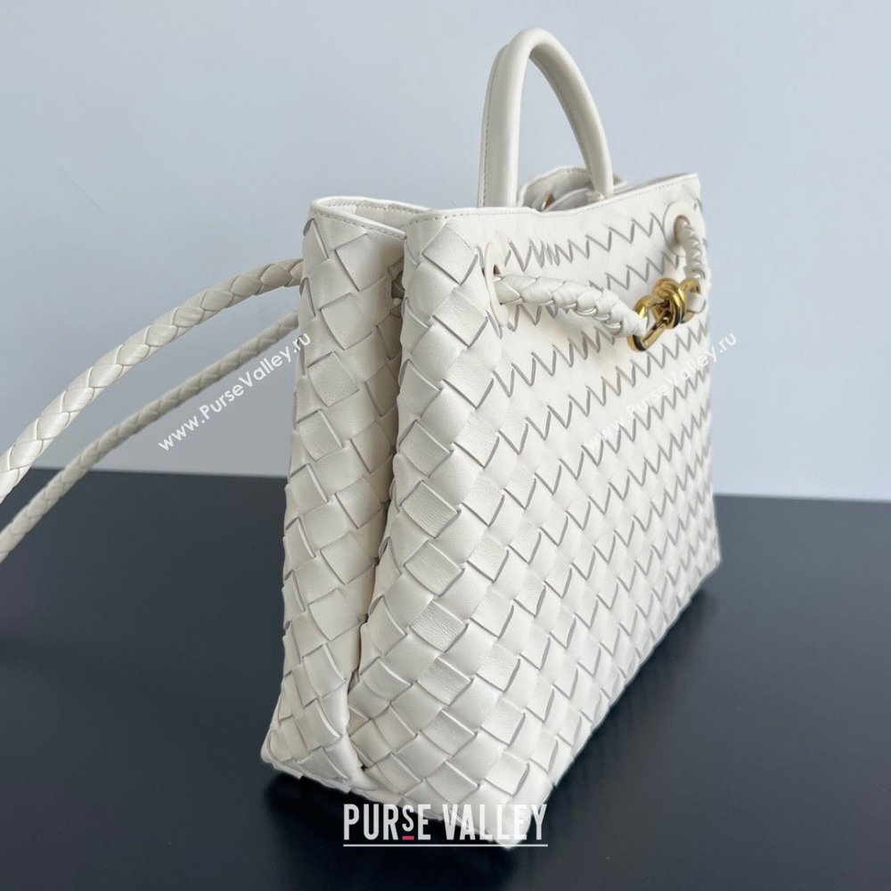 Bottega Veneta Medium Andiamo Top Handle Bag in Intrecciato Leather 743572 Sea Salt 2025 0731 (WT-250731010)