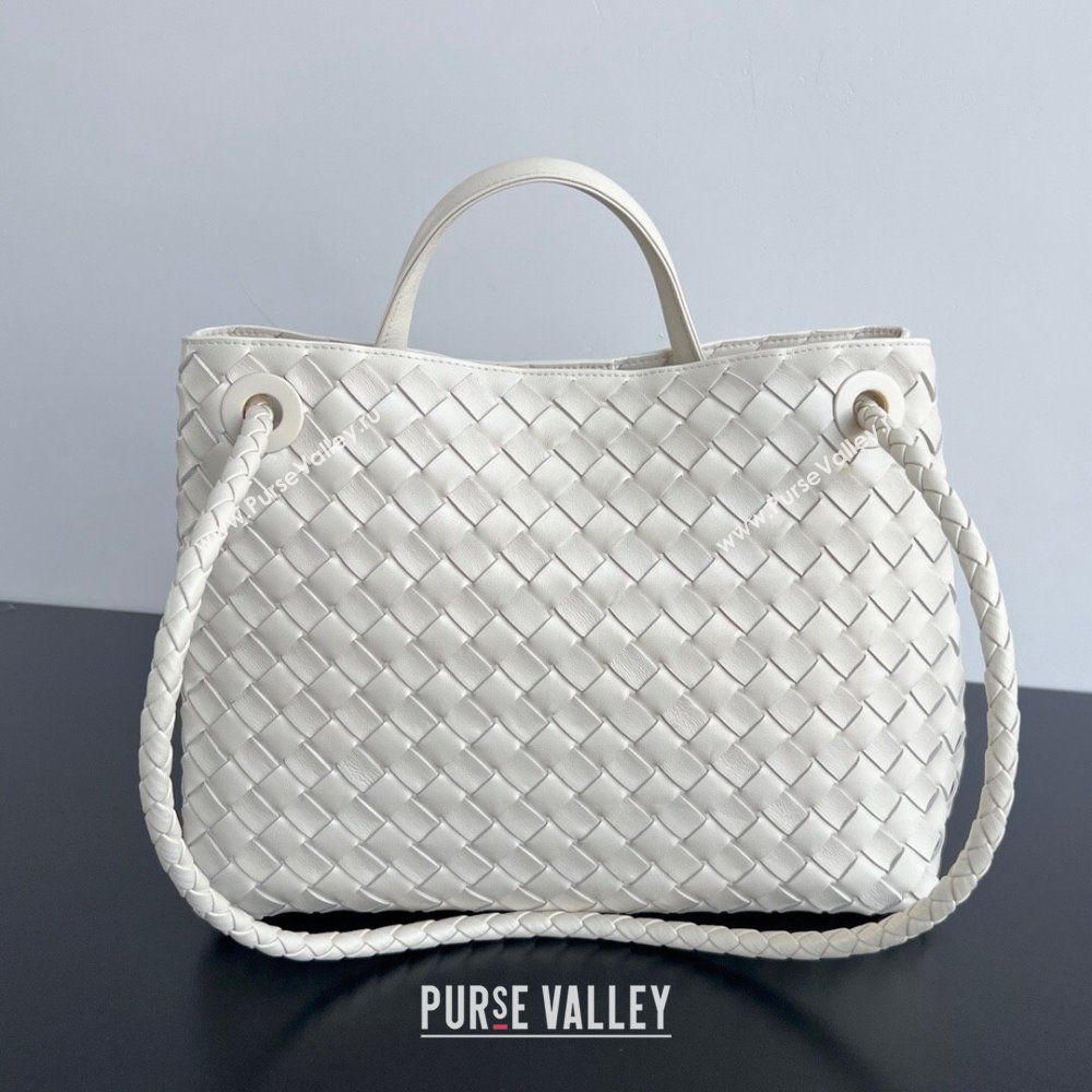 Bottega Veneta Medium Andiamo Top Handle Bag in Intrecciato Leather 743572 Sea Salt 2025 0731 (WT-250731010)