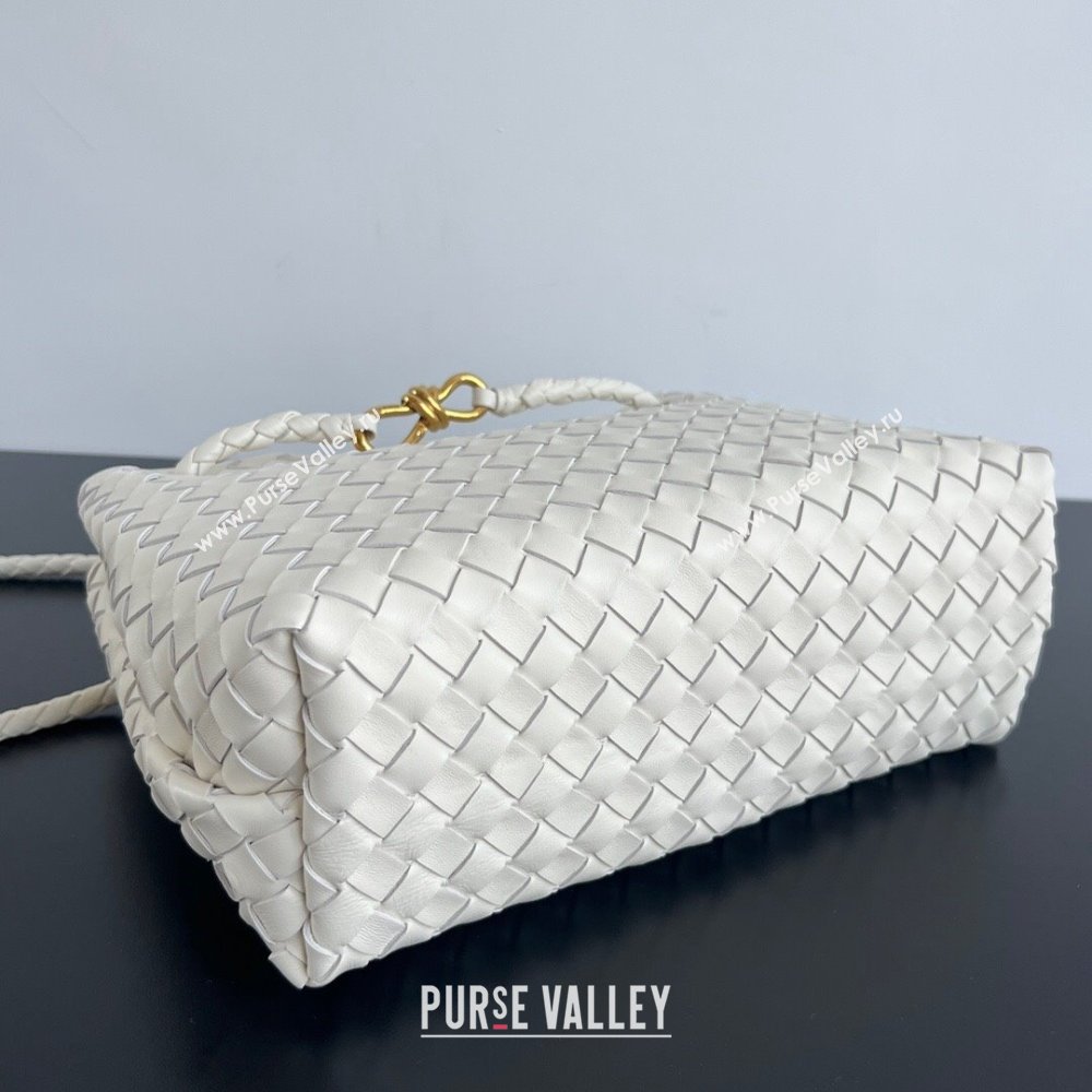 Bottega Veneta Medium Andiamo Top Handle Bag in Intrecciato Leather 743572 Sea Salt 2025 0731 (WT-250731010)