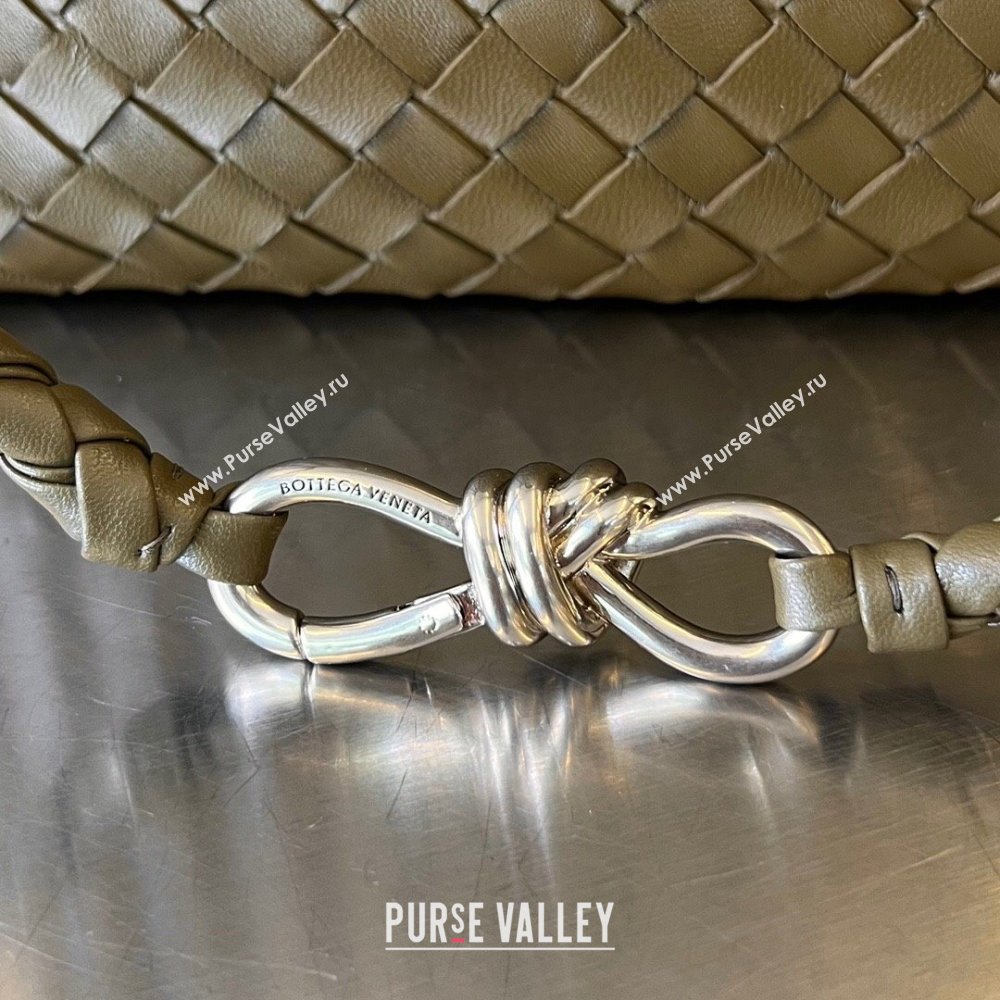 Bottega Veneta Medium Andiamo Top Handle Bag in Intrecciato Leather 743572 Soil 2025 0731 (WT-250731013)