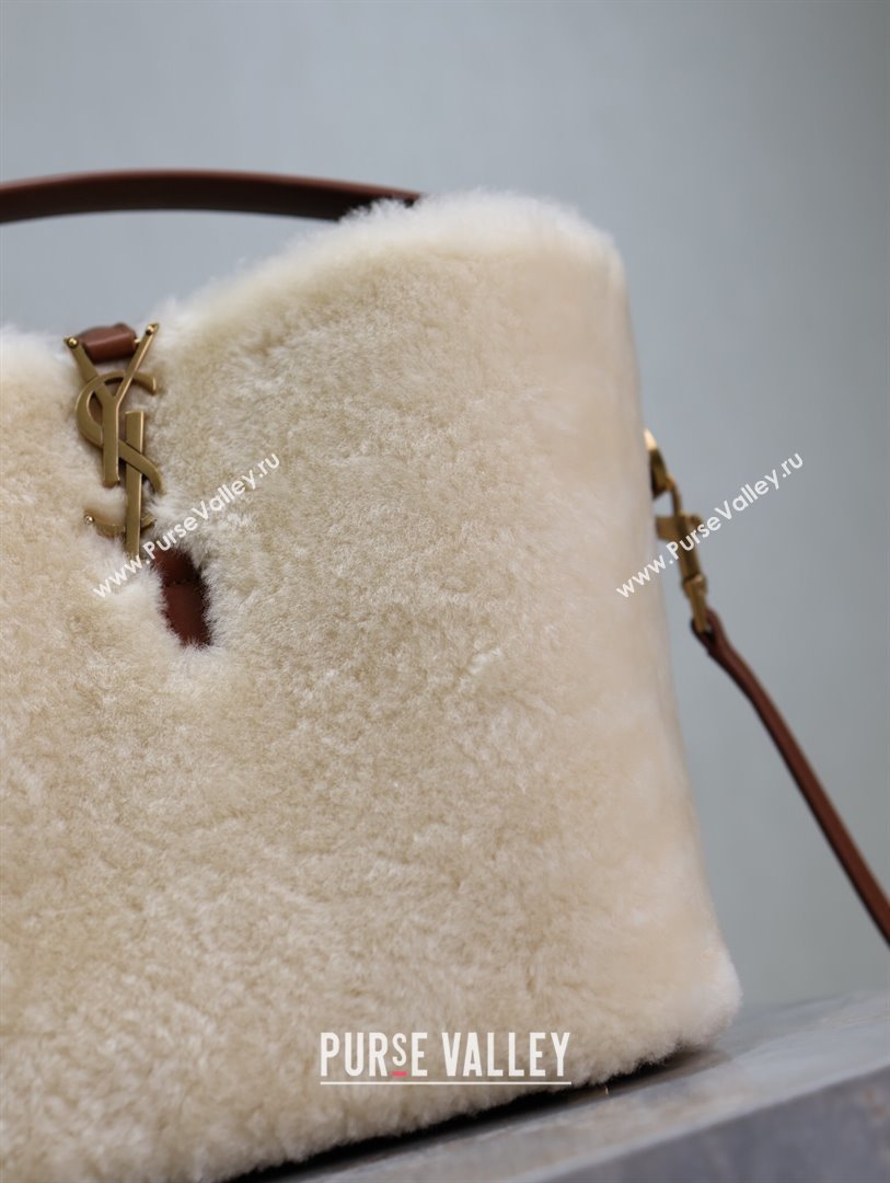 Saint Laurent Le 37 Small Bucket bag in Shearling White/Brown 749036 2024 (YY-241218040)