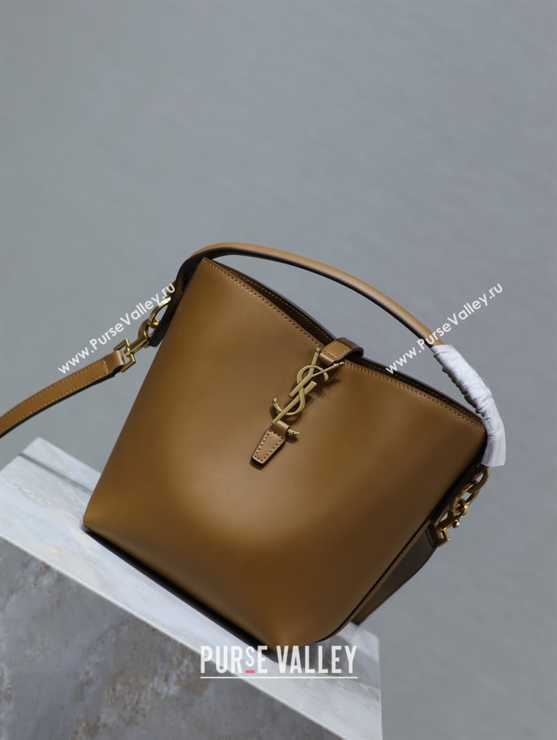 Saint Laurent Le 37 Small Bucket bag in Shiny Leather 749036 Clay Brown 2024 (YY-241218041)