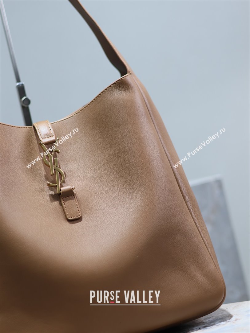 Saint Laurent LE 5 À 7 Supple Large Bucket Bag in Smooth Leather 753837 Caramel Brown 2024 (YY-241217092)