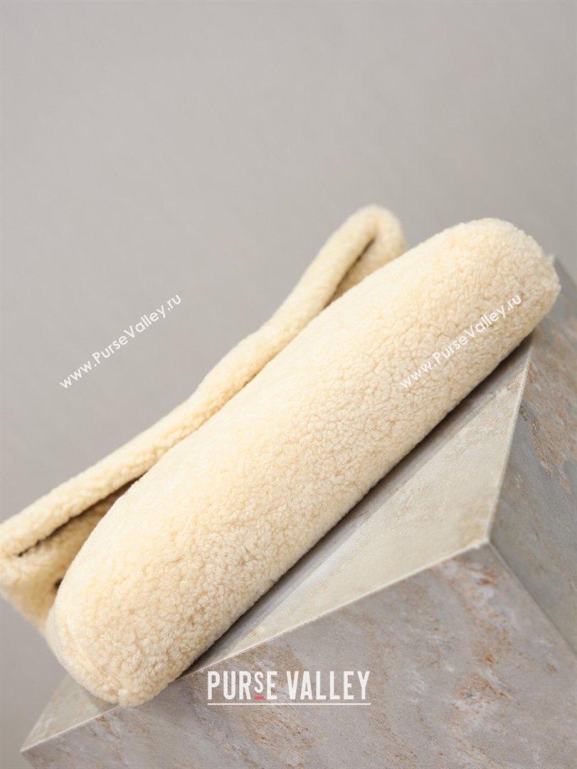 Saint Laurent Cassandre Large Envelope Pouch in Shearling with Chain White 2025 769307 (YY-260119089)