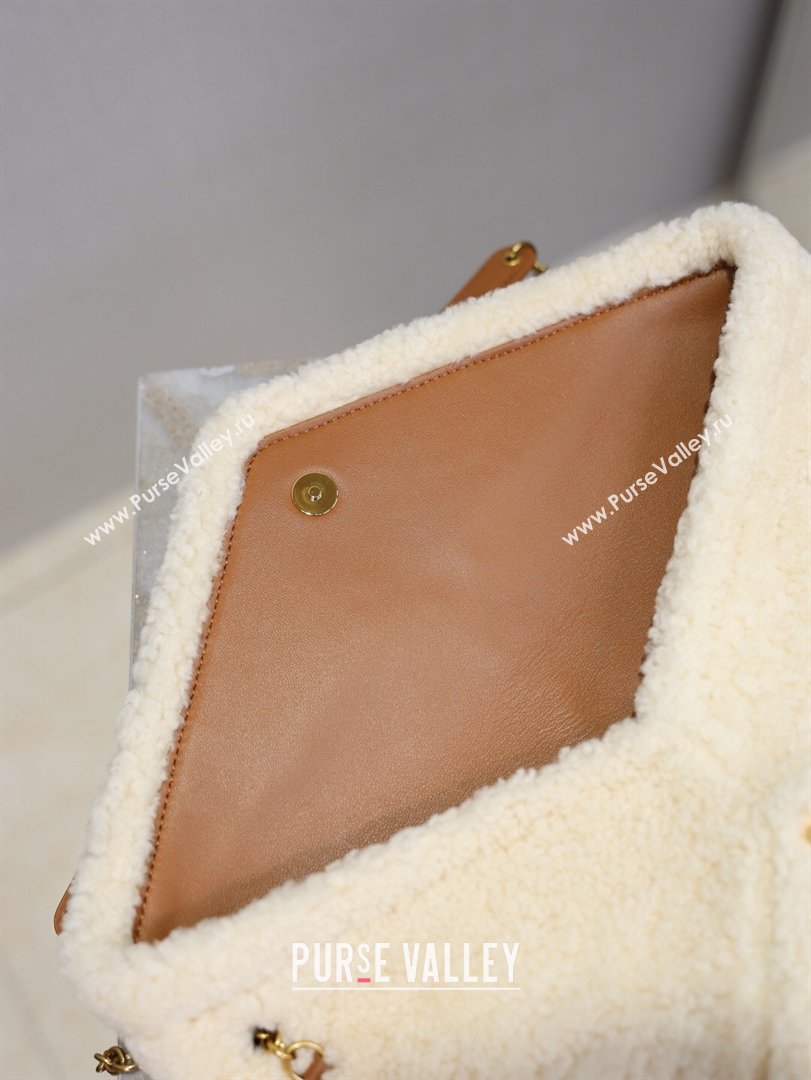 Saint Laurent Cassandre Large Envelope Pouch in Shearling with Chain White 2025 769307 (YY-260119089)
