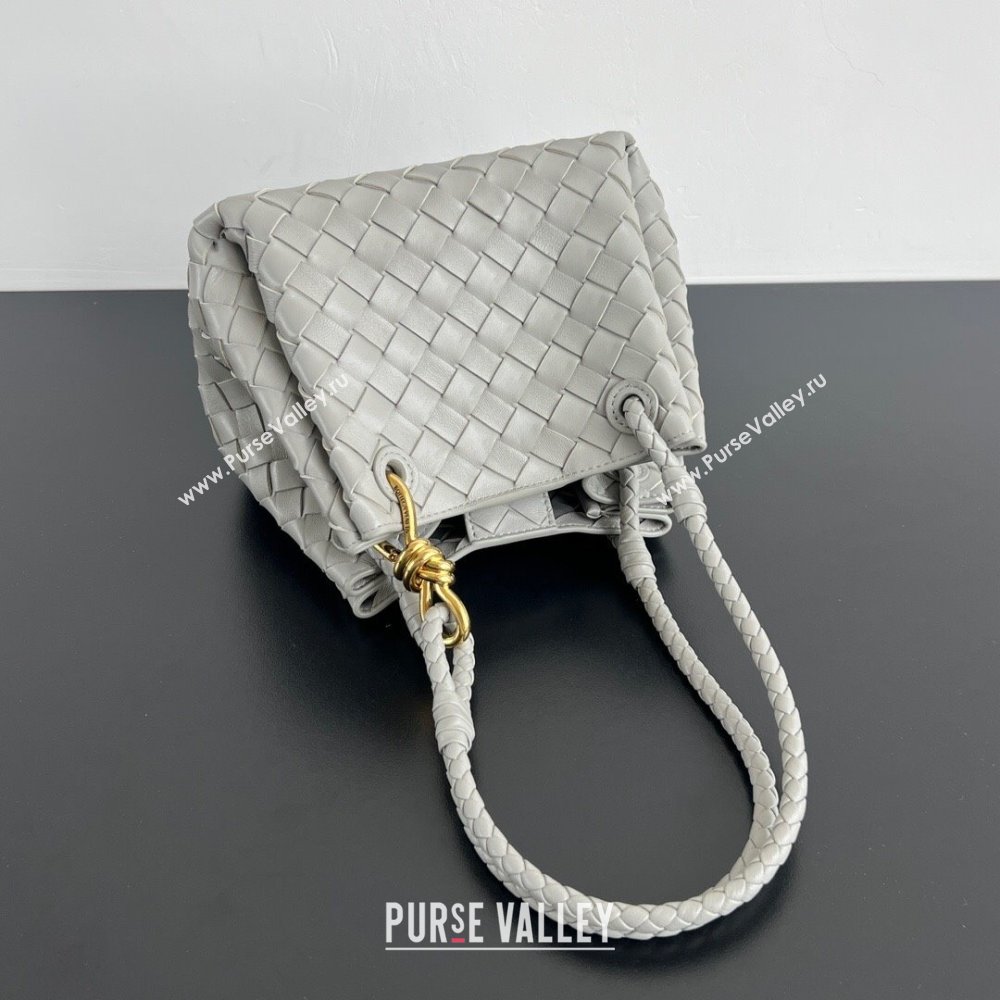 Bottega Veneta Small Parachute Shoulder Bag in Intrecciato Leather 796569 Sterling Grey 2025 (WT-250801002)