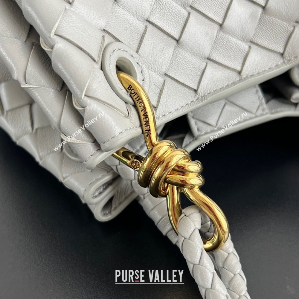 Bottega Veneta Small Parachute Shoulder Bag in Intrecciato Leather 796569 Sterling Grey 2025 (WT-250801002)